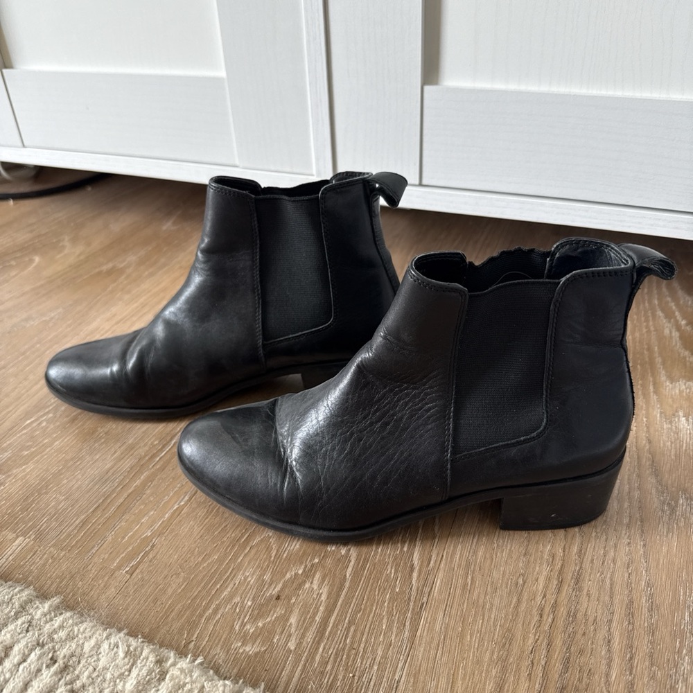 Steve Madden Black Ankle Booties